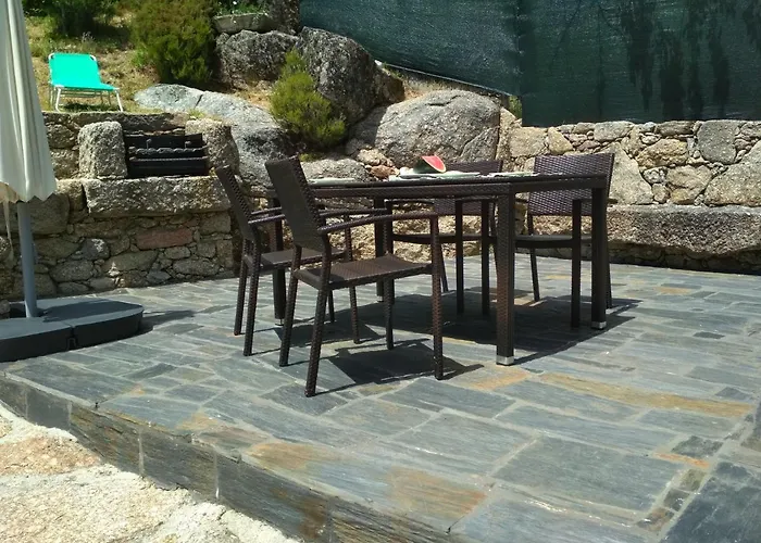 Casa Da Macheta 卡斯特罗拉沃雷罗